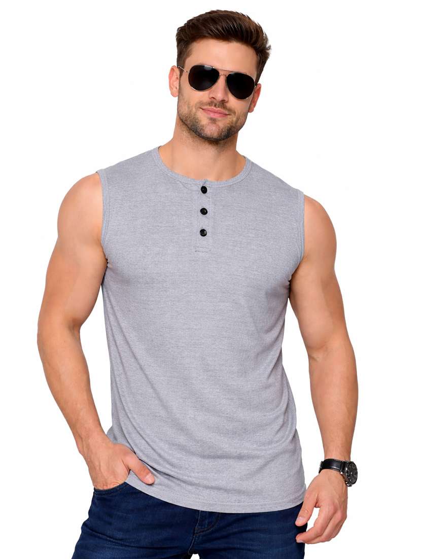 men solid sleeveless regular fit t-shirt
