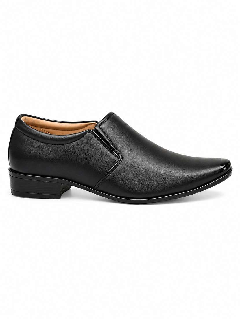 men solid slip on formal shoes