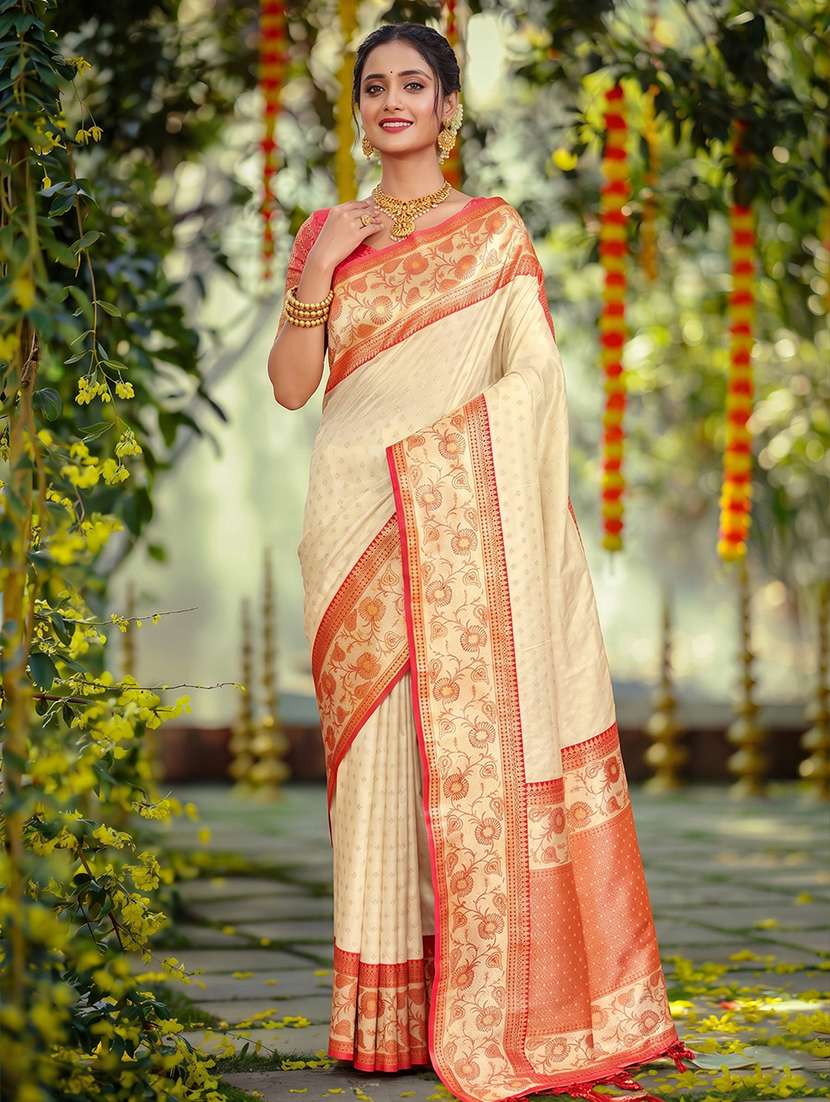 women self design banarasi saree with blouse