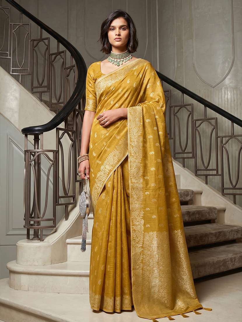 women self design banarasi saree with blouse