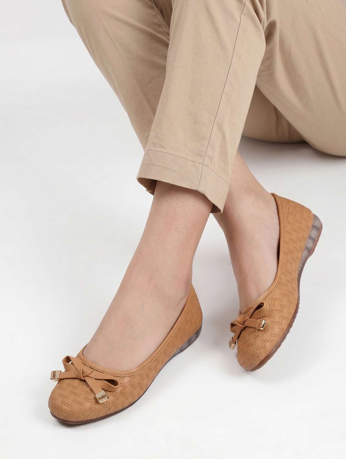 women textured slip on ballerina - 22565129 -  Standard Image - 5