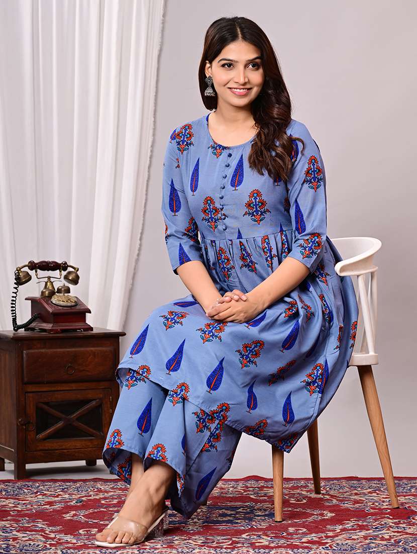Women Printed Three Quarter Sleeves Kurta Palazzo Set - 22565282 -  Standard Image - 3