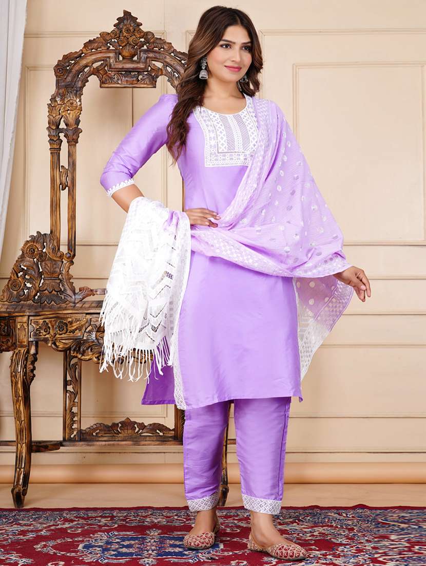 women embroidered three quarter sleeves kurta pant set with dupatta