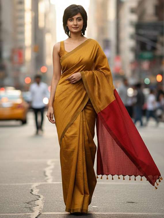 women solid handloom saree