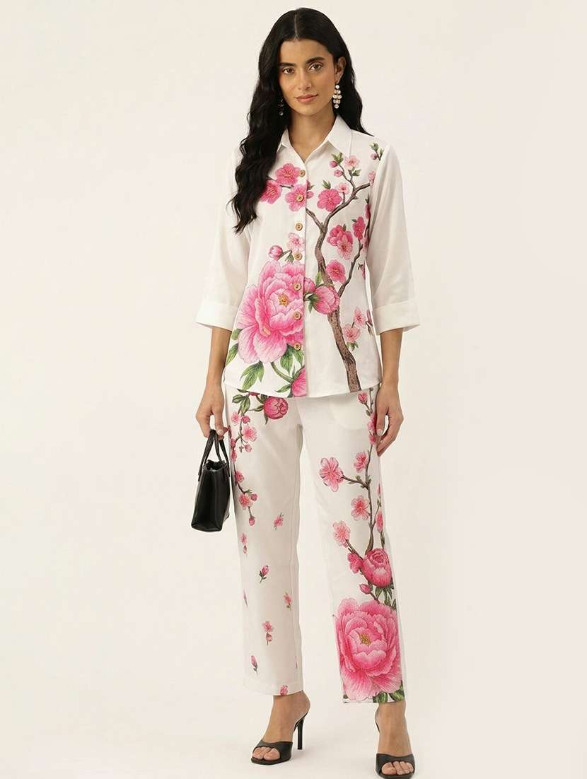 women printed three quarter sleeves shirt and trouser co-ord set