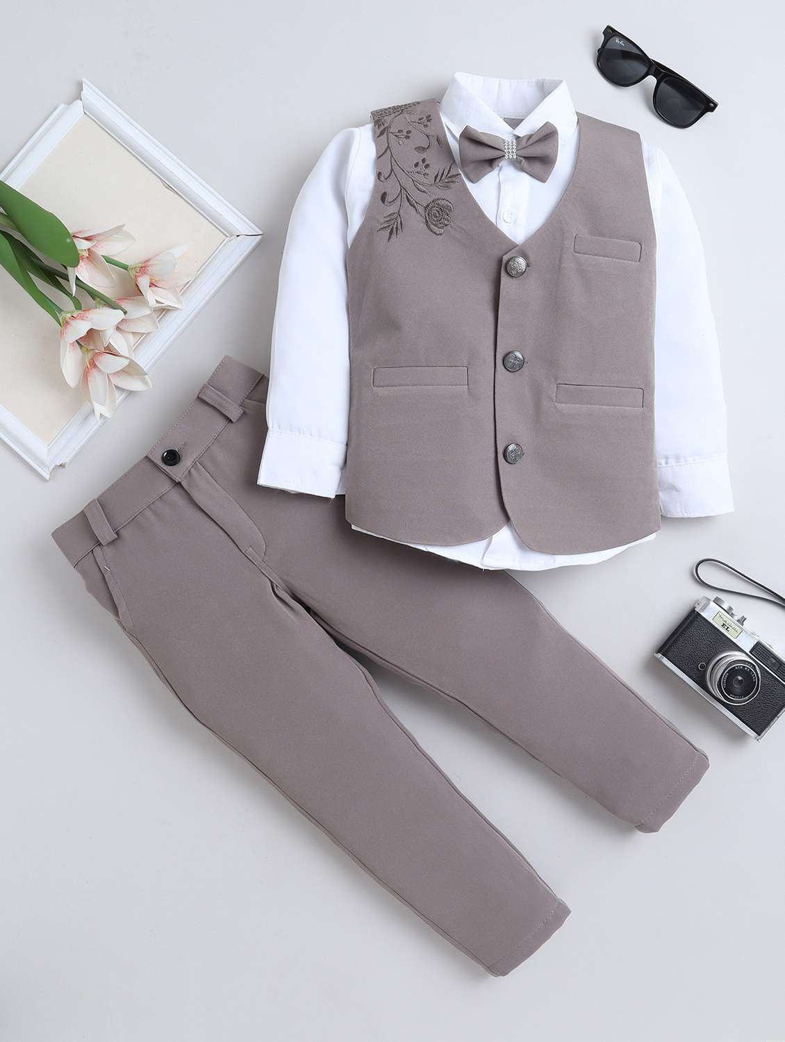 grey cotton blend suit sets twin & dungaree