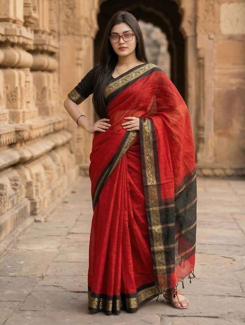 women solid with bordered saree