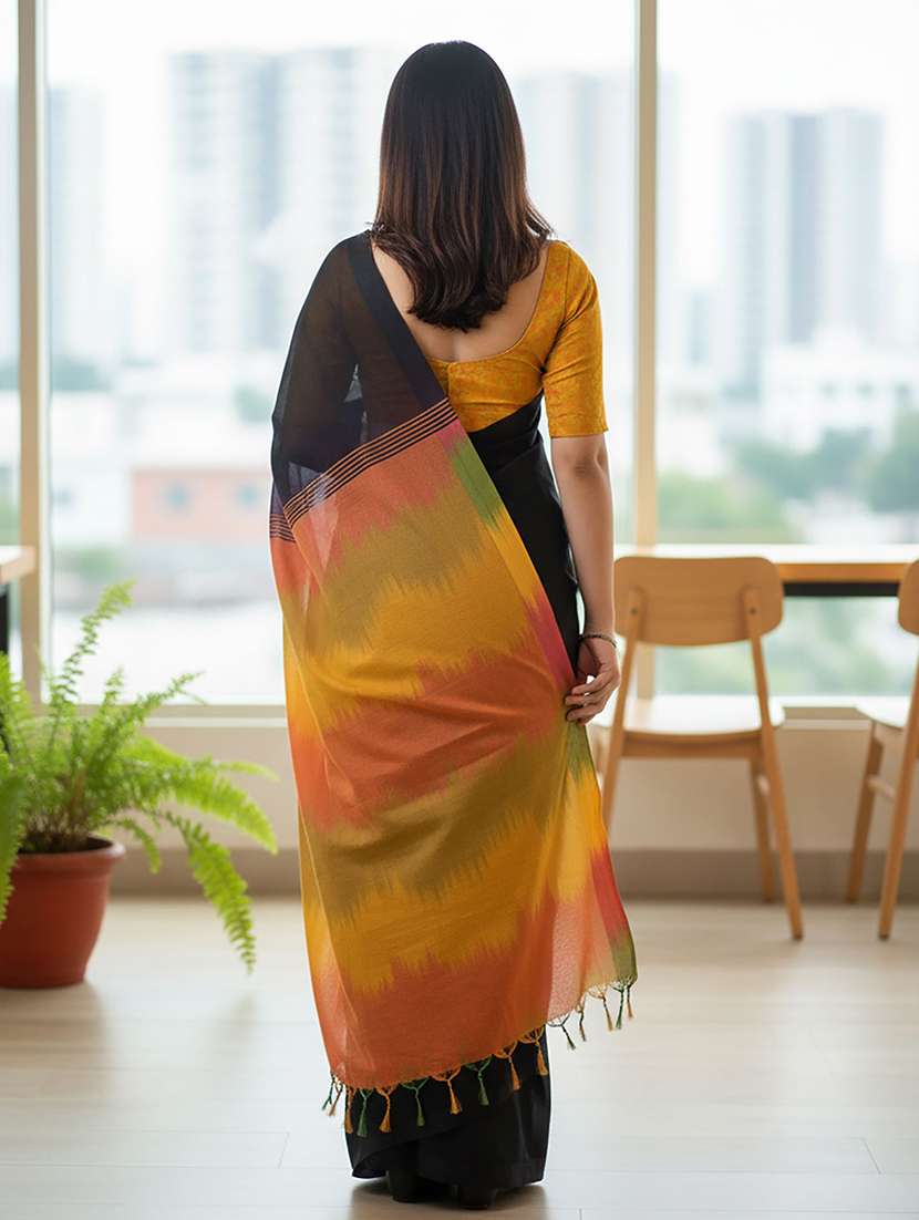 Women Solid Handloom Saree With Blouse - 22566091 -  Standard Image - 3