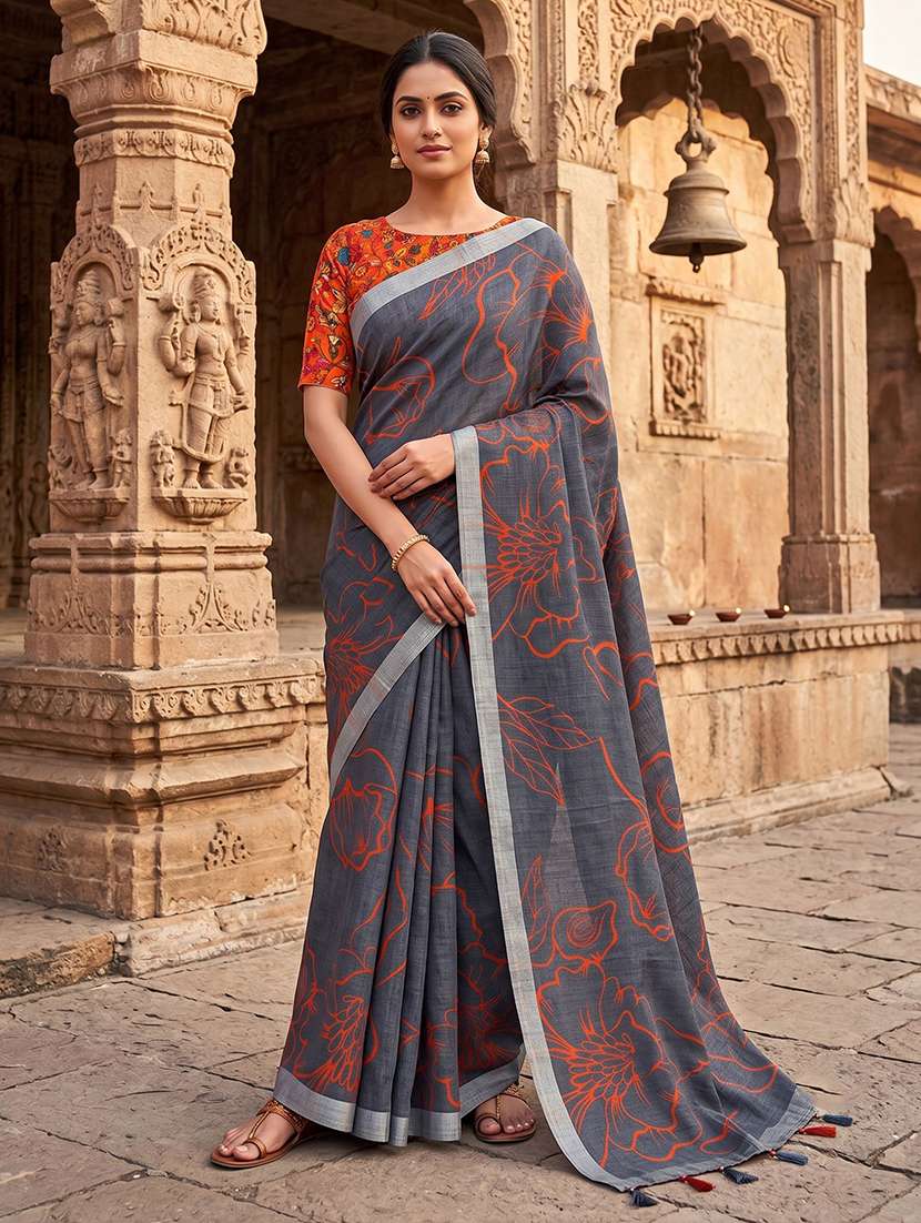 women printed casual wear saree with blouse