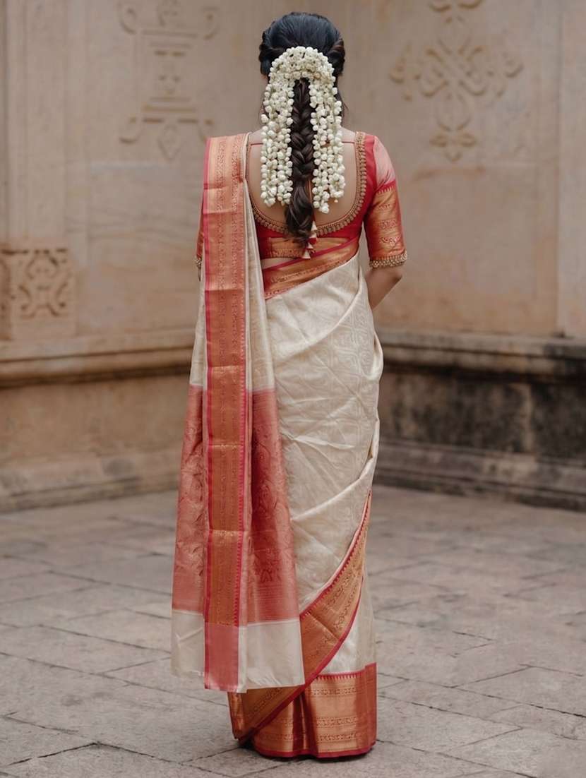 Women Self Design Kanjivaram Saree With Blouse - 22566285 -  Standard Image - 3