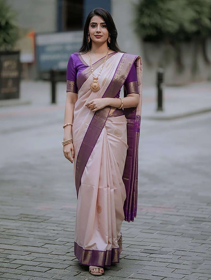 women self design banarasi saree with blouse