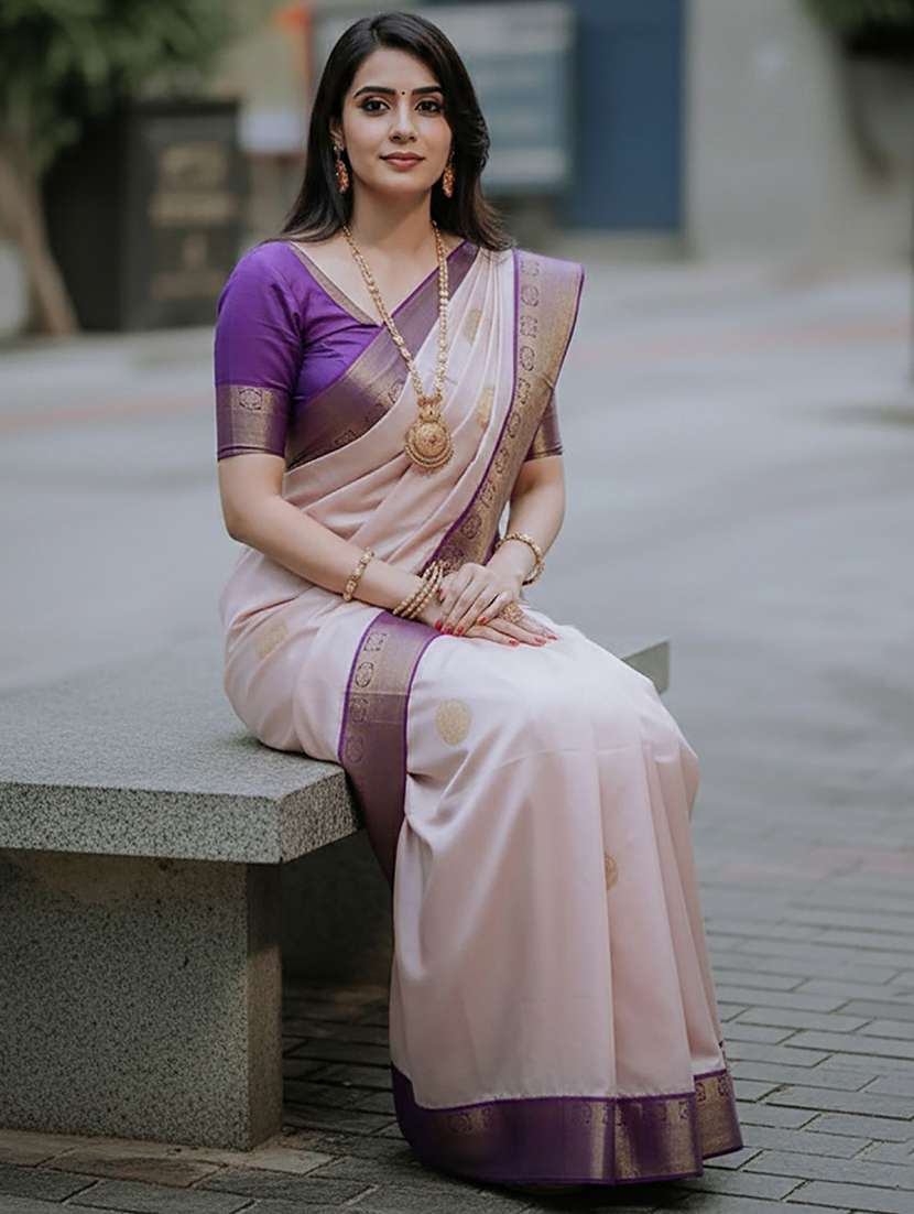 Women Self Design Banarasi Saree With Blouse - 22566309 -  Standard Image - 3