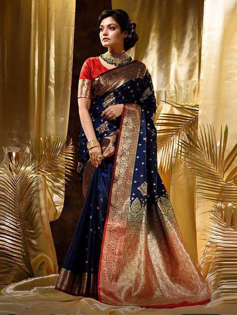 women self design banarasi saree