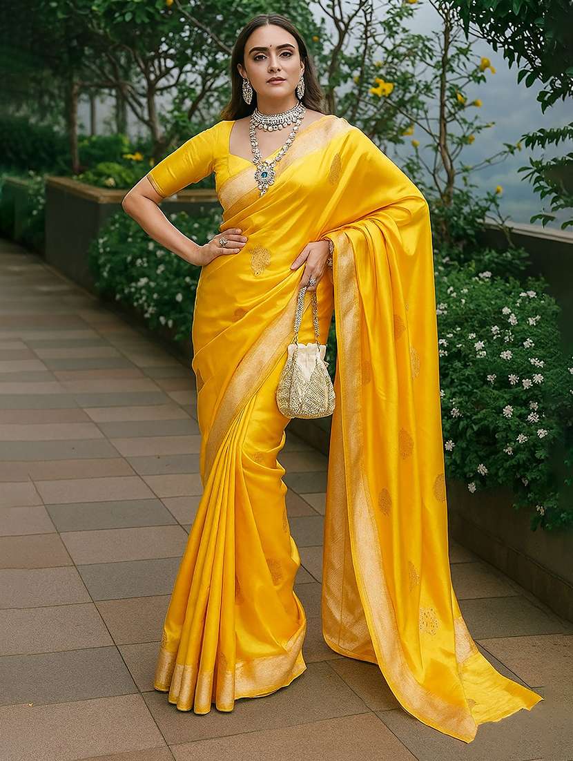 women self design banarasi saree