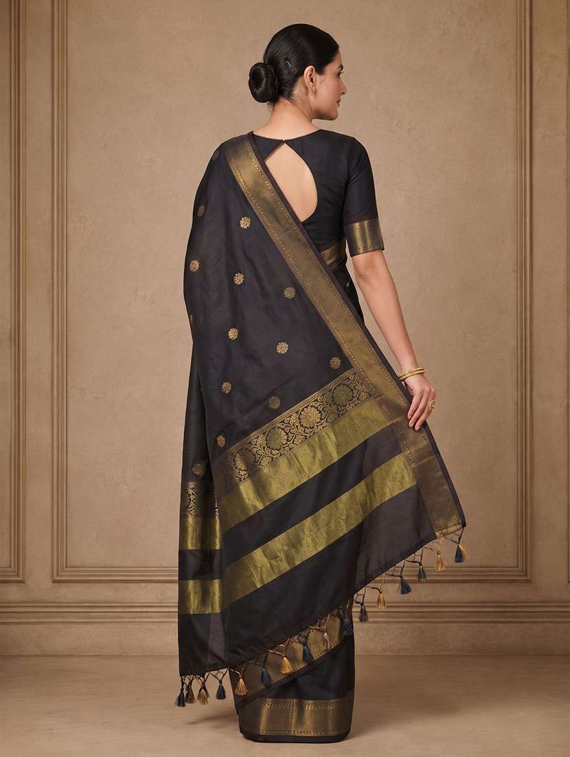 women self design bordered saree with blouse - 22566561 -  Standard Image - 3