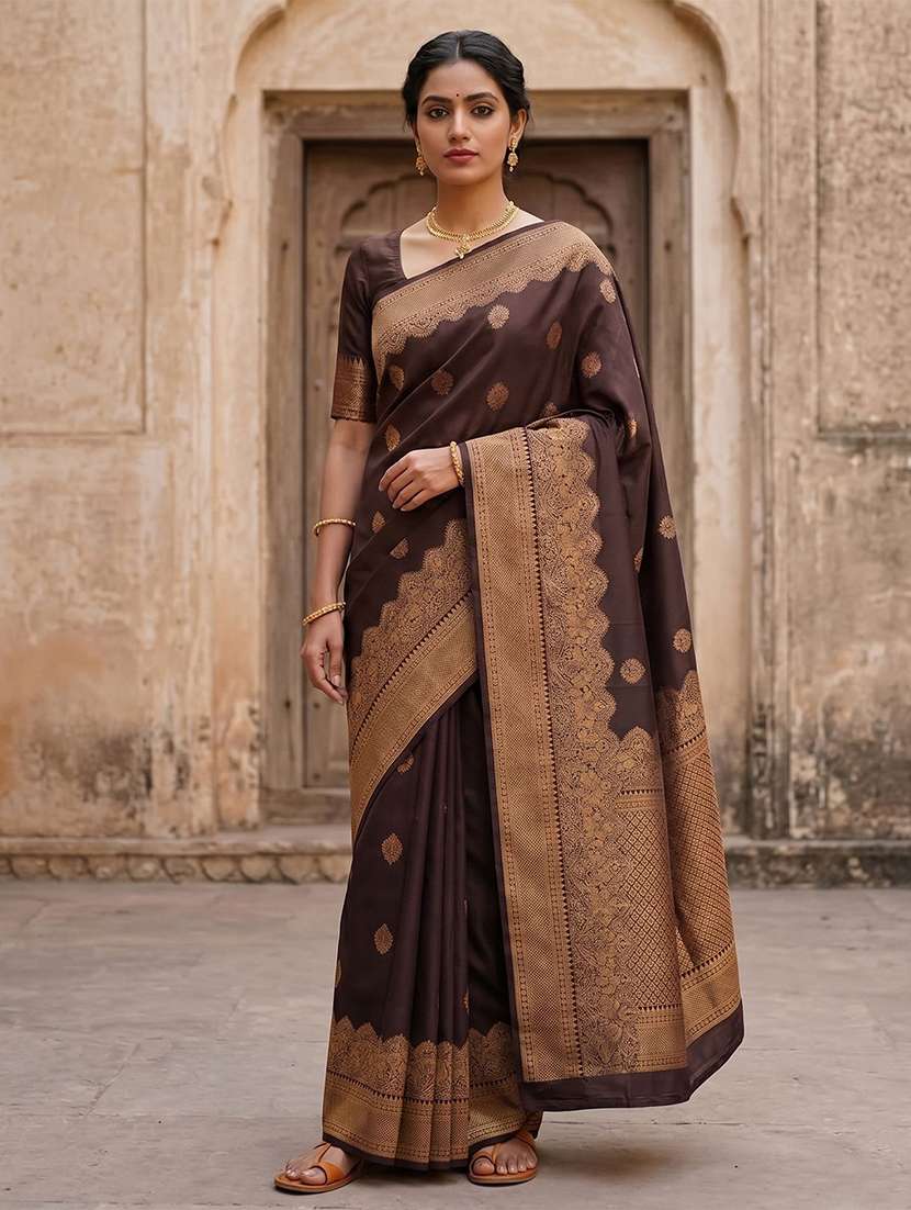 women self design banarasi saree with blouse
