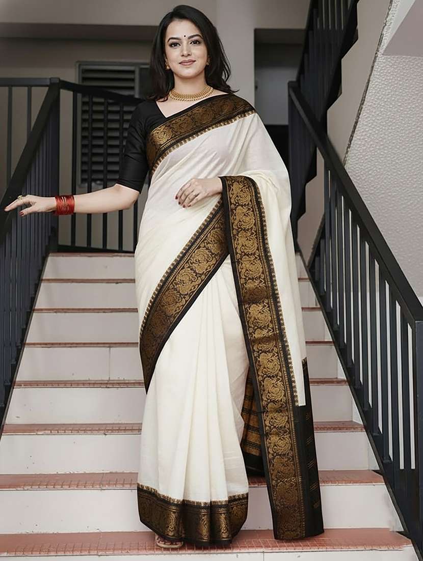 women solid with bordered saree with blouse