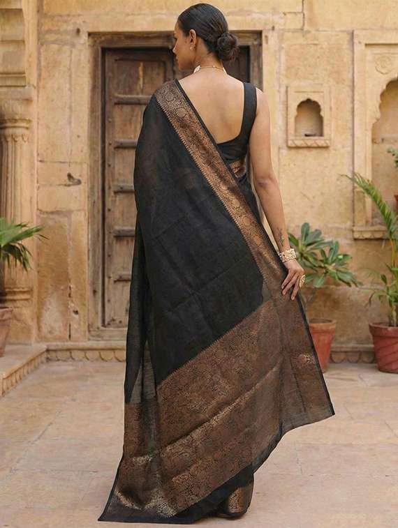 women solid with bordered saree with blouse - 22566778 -  Standard Image - 3