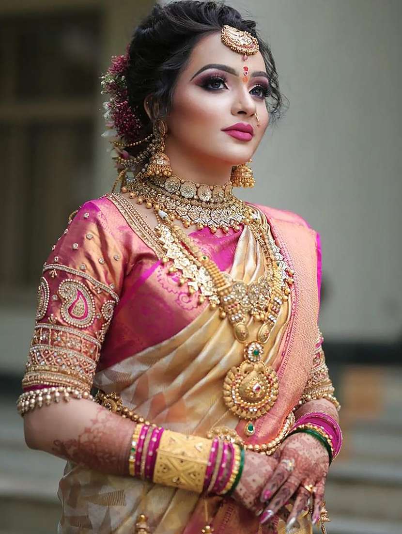 women self design kanjivaram saree with blouse - 22566824 -  Standard Image - 3