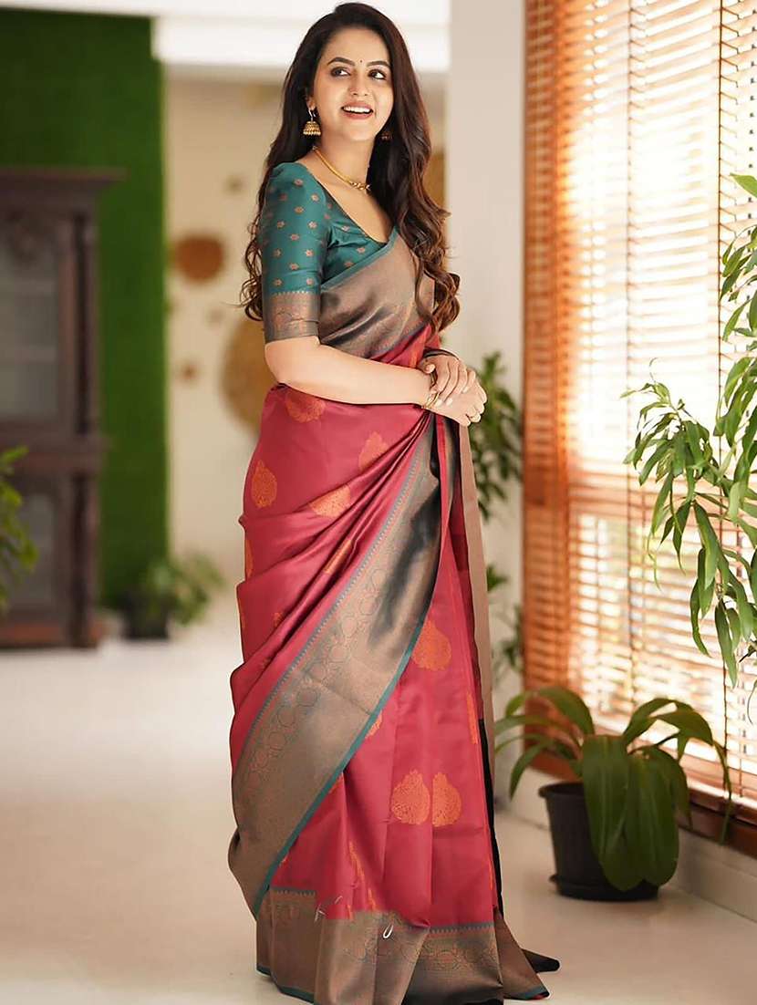 women self design banarasi saree with blouse - 22566873 -  Standard Image - 3