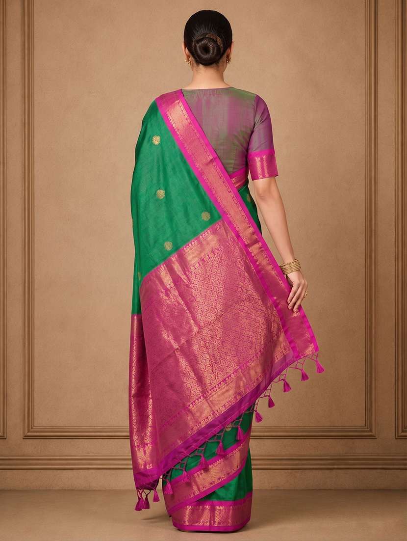 Women Self Design Bordered Saree With Blouse - 22566916 -  Standard Image - 3