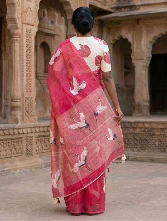 Women Printed Casual Wear Saree - 22566929 -  Standard Image - 3