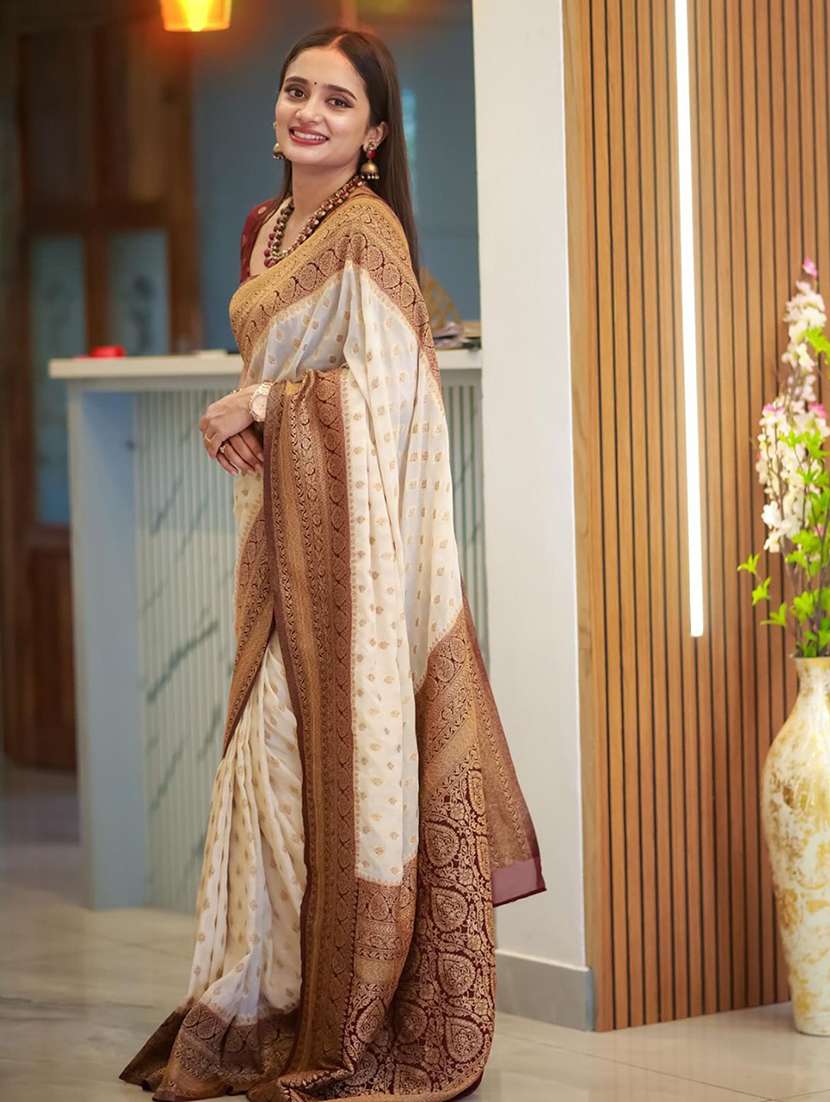 women self design banarasi saree with blouse - 22567069 -  Standard Image - 3
