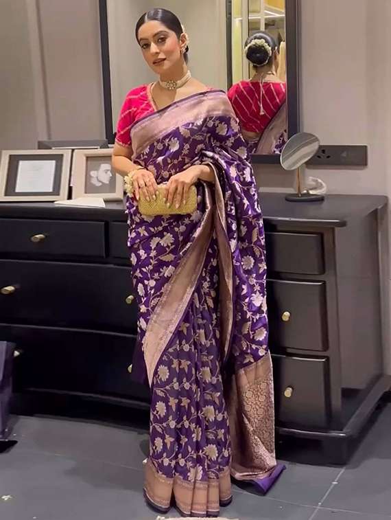 women self design banarasi saree with blouse