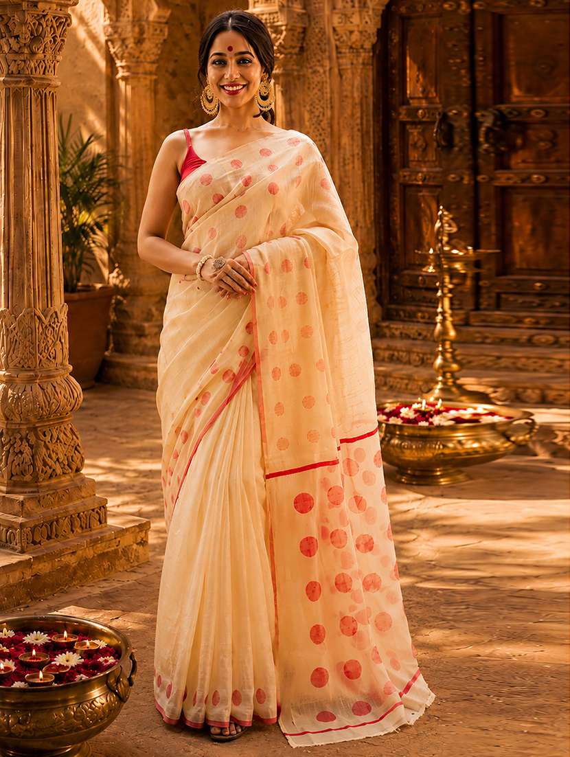 women printed casual wear saree with blouse