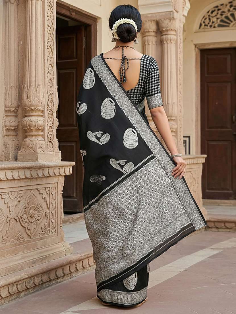 Women Self Design Banarasi Saree - 22567239 -  Standard Image - 3