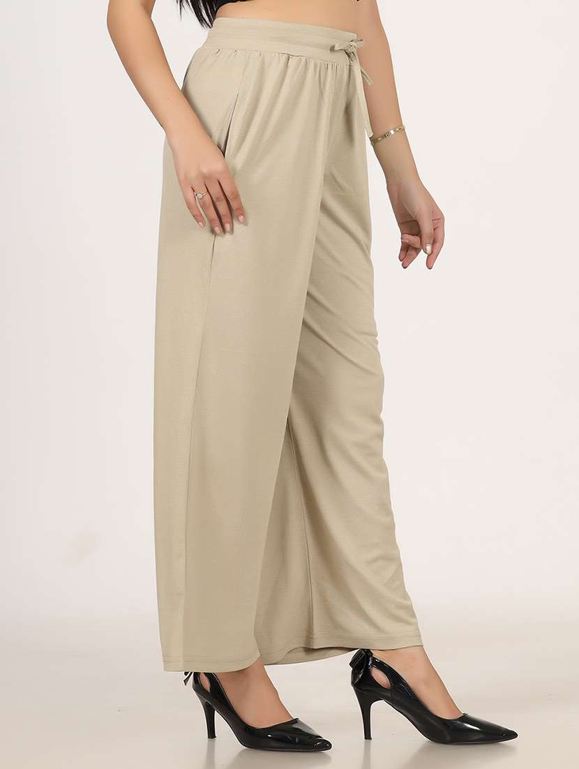 women solid mid rise flared palazzo