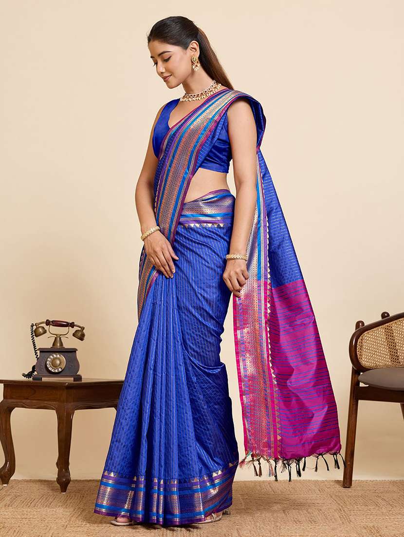 women striped bordered saree with blouse - 22567300 -  Standard Image - 3