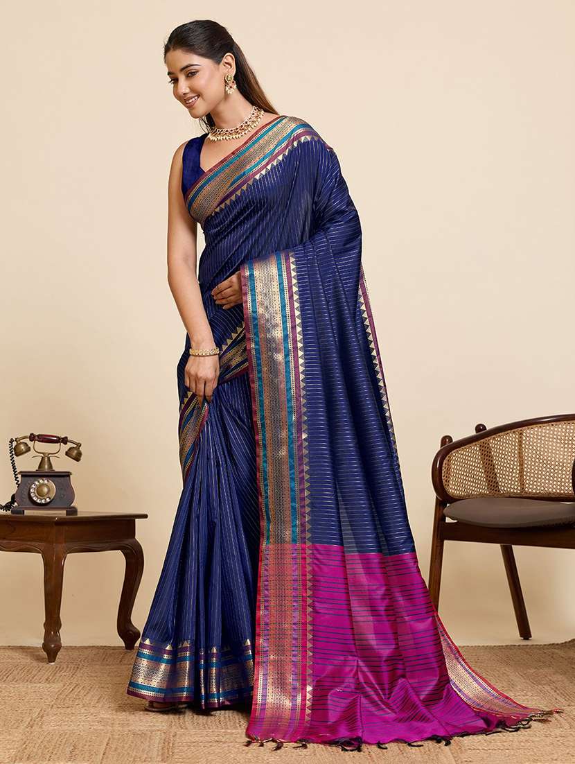 women striped bordered saree with blouse - 22567301 -  Standard Image - 3