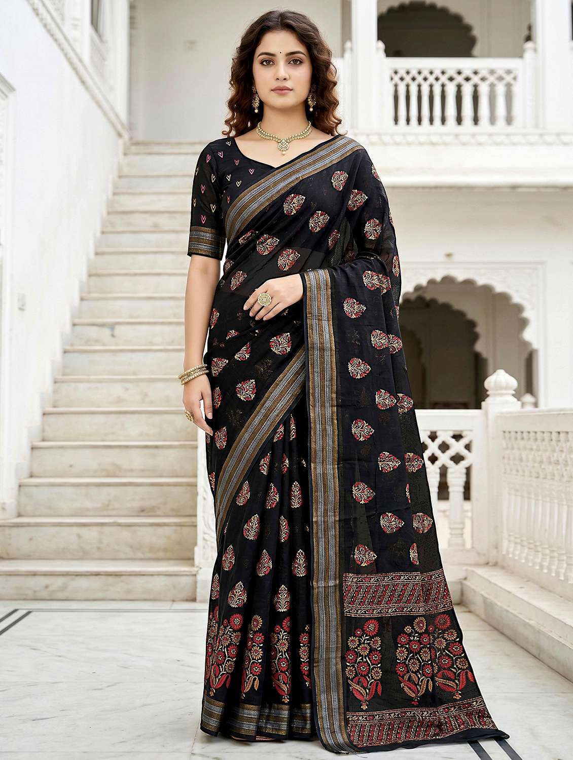 women printed casual wear saree with blouse