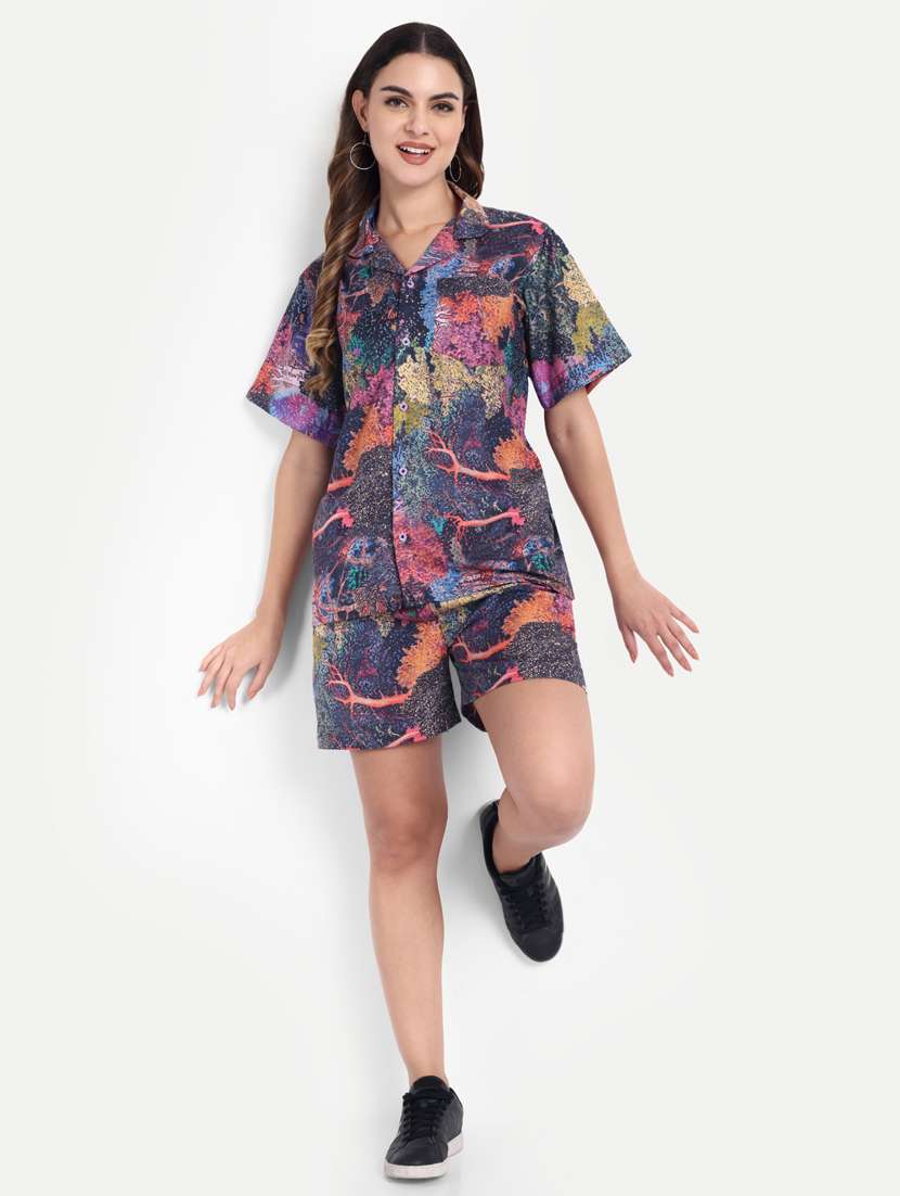 women printed short sleeves shirt and shorts set