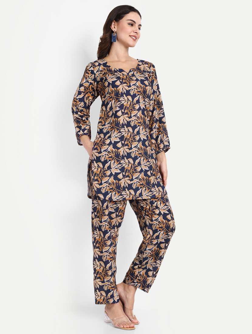 Women Printed Three Quarter Sleeves Ethnic Co-ord Set - 22567581 -  Standard Image - 3