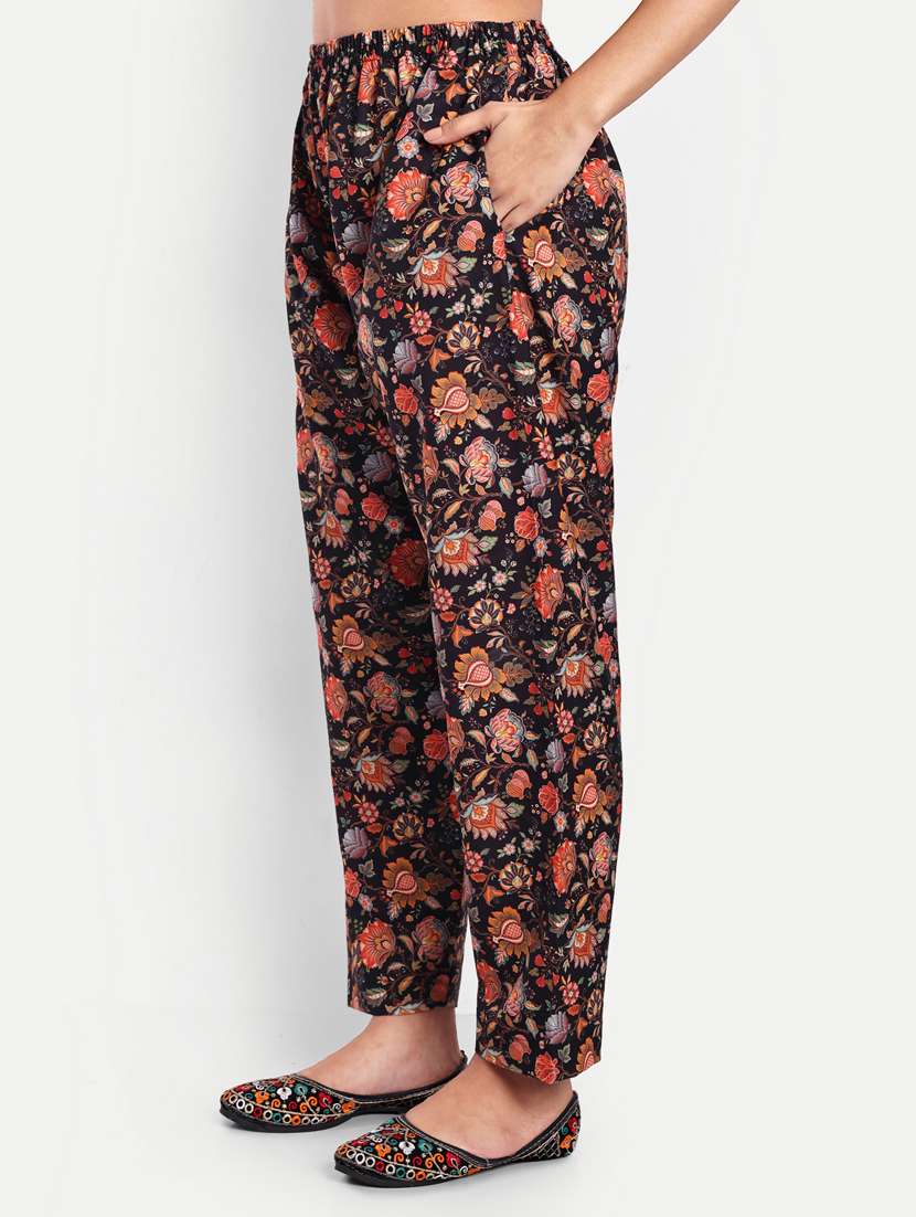 Women Printed Three Quarter Sleeves Ethnic Co-ord Set - 22567603 -  Standard Image - 5