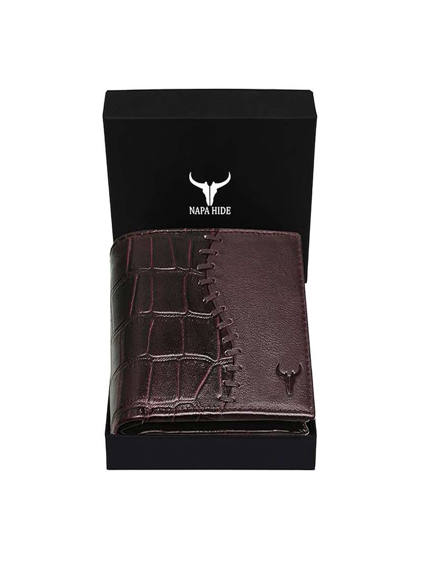 genuine leather bi-fold wallet with card slots - 22567735 -  Standard Image - 5