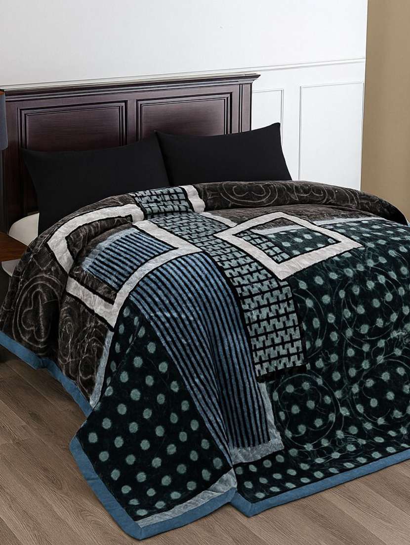 multi coloured printed winter blanket