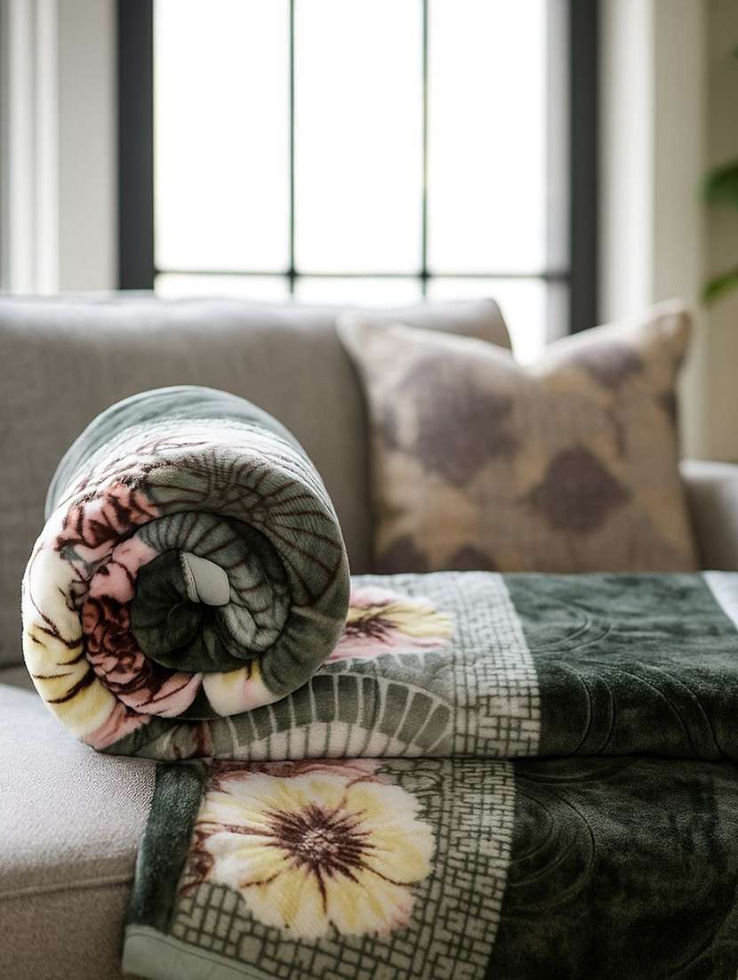 green printed double bed winter blanket