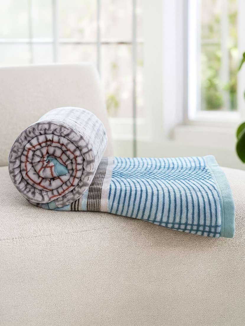multi coloured printed winter blanket