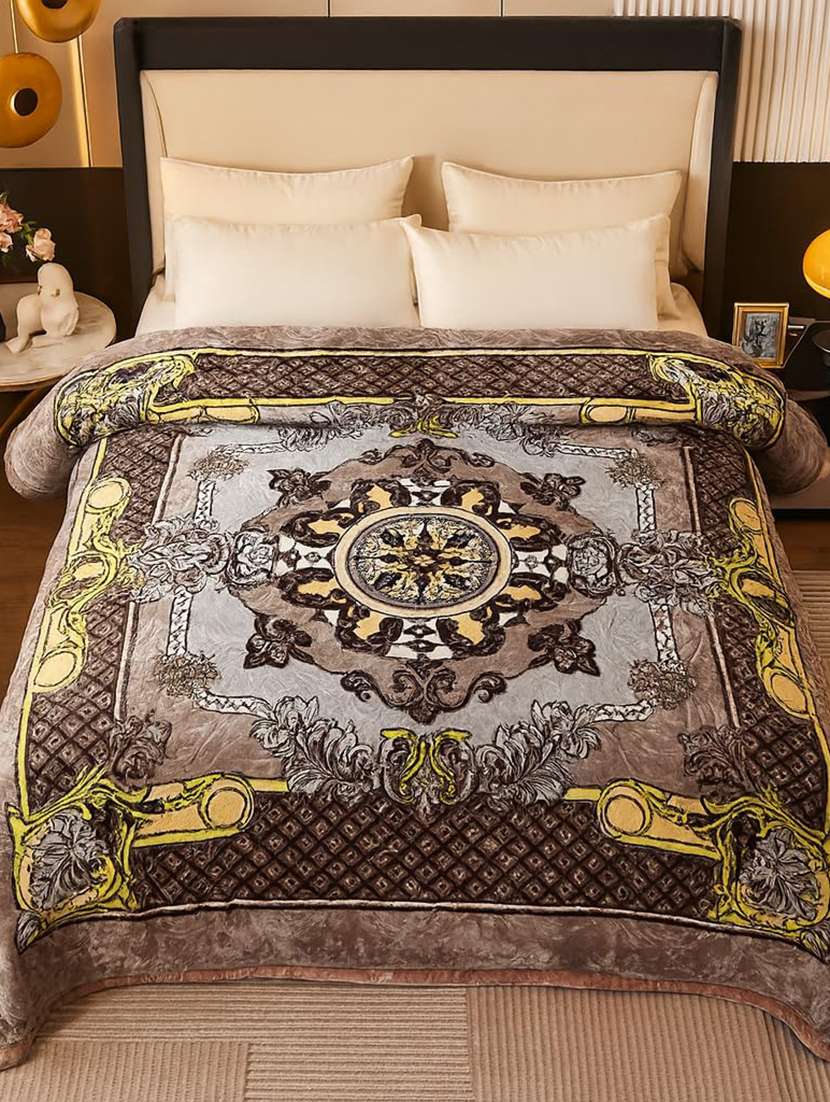 multi coloured printed double bed winter blanket 