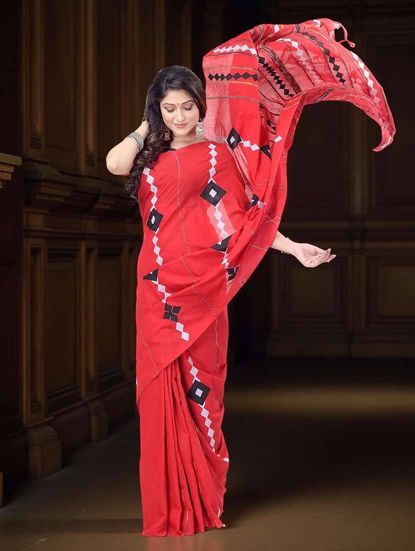 women self design handloom saree with blouse - 22569203 -  Standard Image - 3