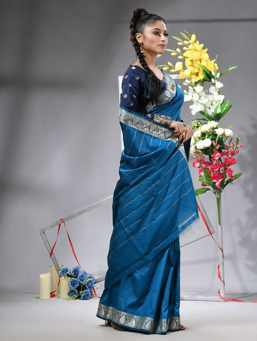 women solid with bordered saree with blouse - 22569689 -  Standard Image - 3