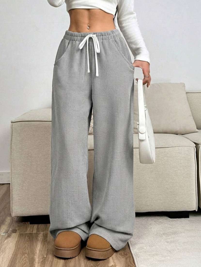 women self design mid rise wide leg trouser