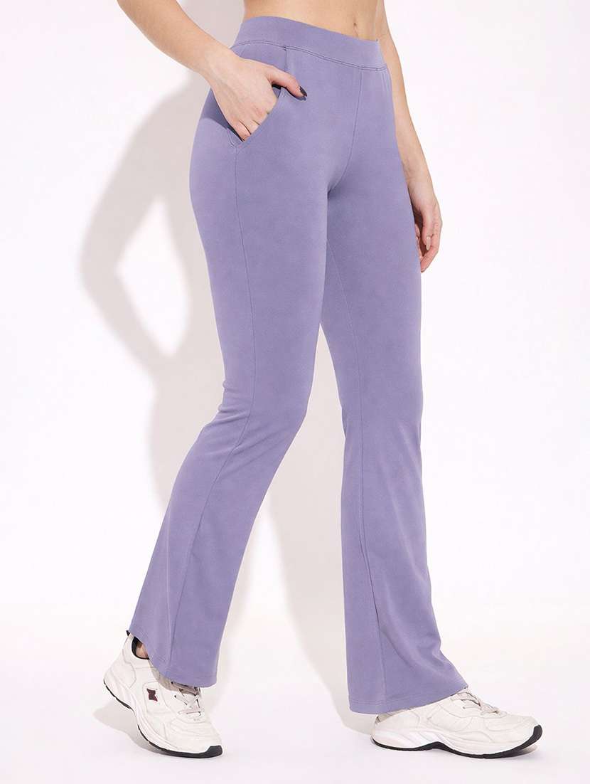 women solid mid rise yoga pants