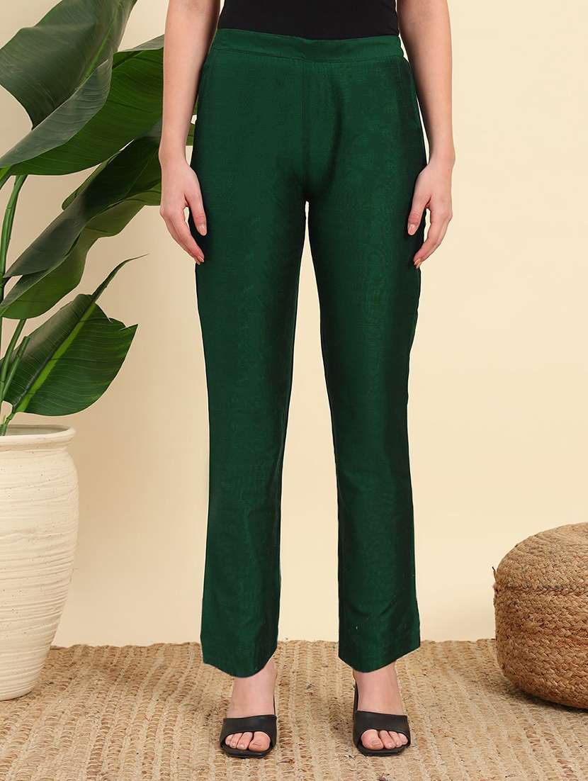 women solid mid rise straight pant