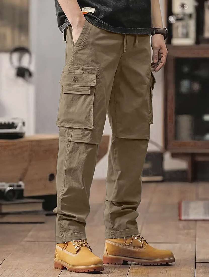men solid mid rise regular fit cargo pant