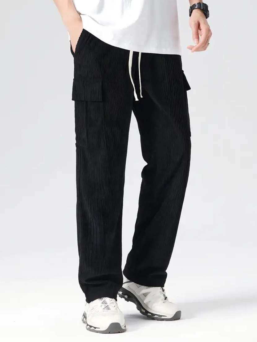 men textured mid rise relaxed fit cargo pant