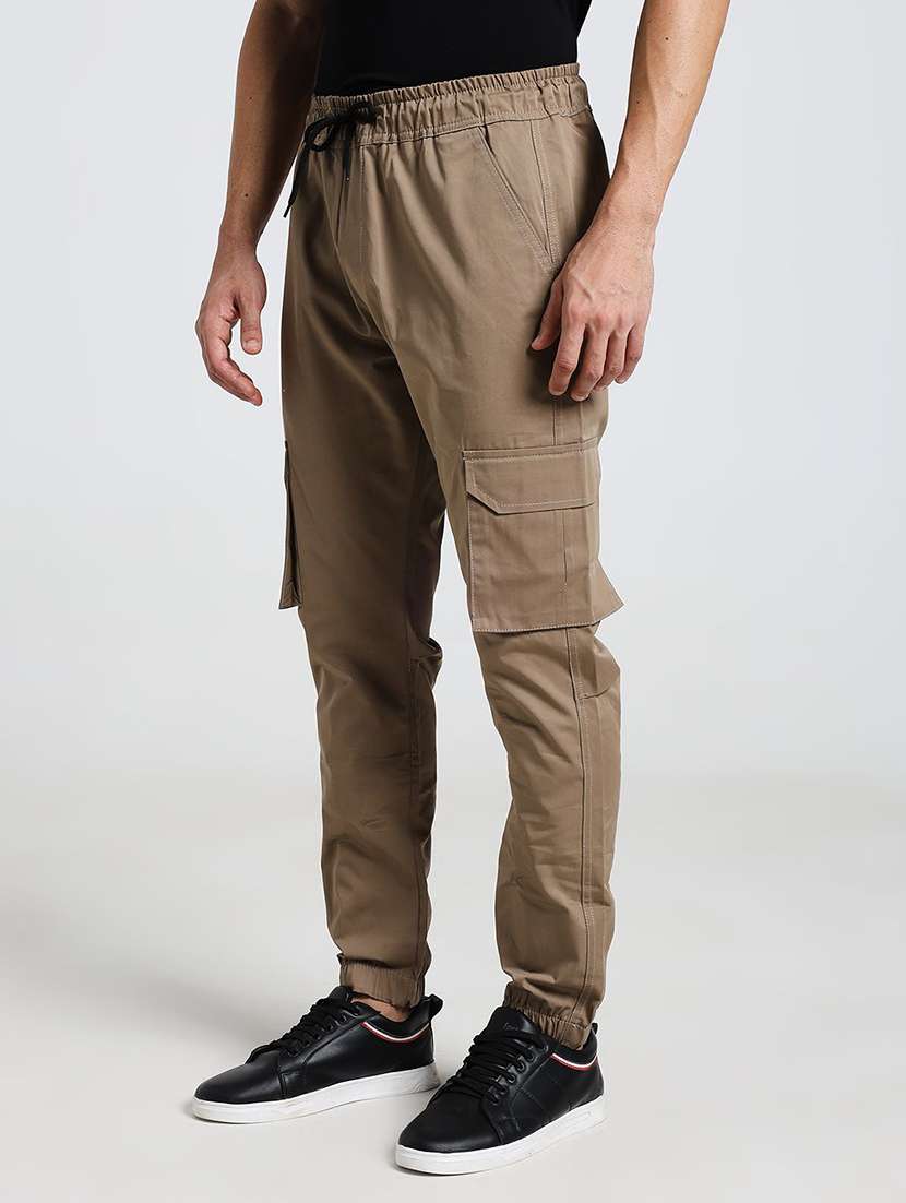men solid mid rise regular fit jogger - 22570639 -  Standard Image - 3